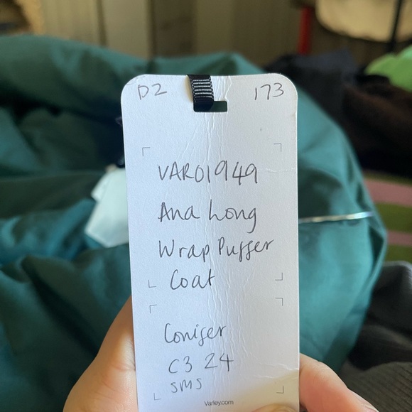 Varley Ana Long Wrap Puffer Coat — Coniser color— NWT — S/M - Picture 13 of 14